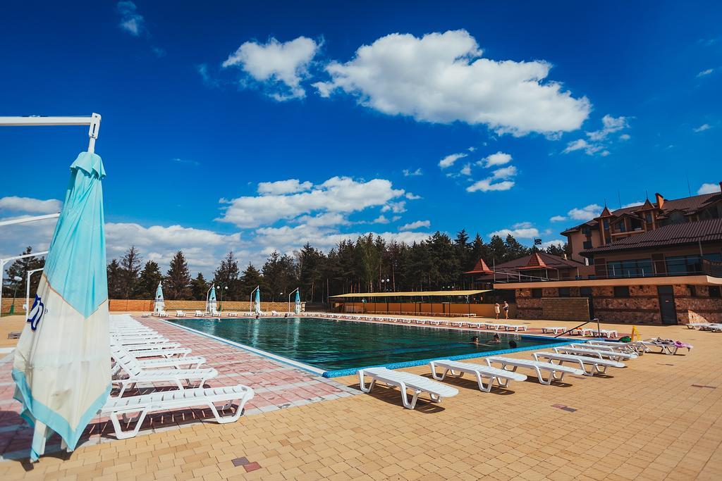 Zolota Gora Hotel-Rancho Uzhhorod Exterior photo